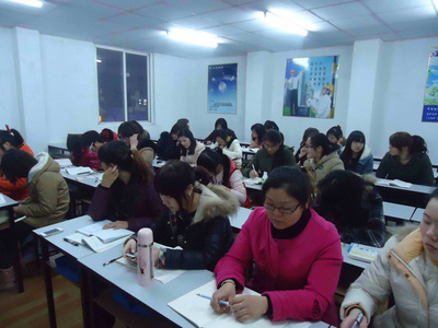 上海上元教育與您同行 專業(yè)會計(jì)培訓(xùn)與教育咨詢