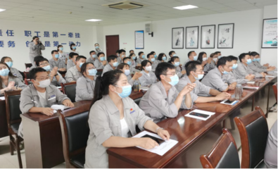 化學工程學院成功舉辦“企業新型學徒制”培訓開班儀式，深化產教融合新篇章